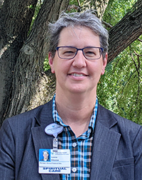 Rev. Lynne Mikulak