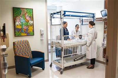 Infant's room at the Lori Beth Brodsky Pediatric Wind at Bryn Mawr Hospital Infant's room at the Lori Beth Brodsky Pediatric Wind at Bryn Mawr Hospital