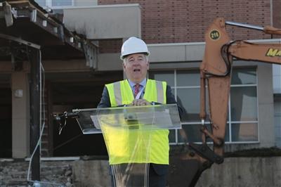 Jack Lynch speaking at Riddle groundbreaking