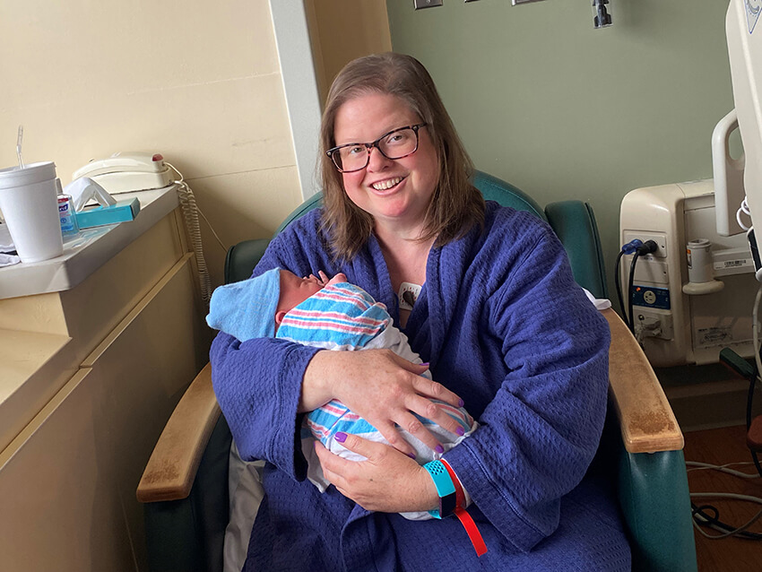 Patient Laura Yohe and her son