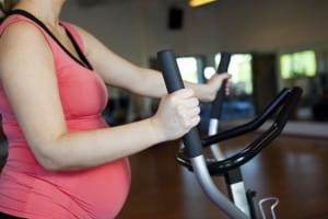 Pregnant woman doing cardiovascular exercise